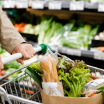 La inflación alimentaria se modera en Europa, pero los expertos advierten de nuevas subidas en la cesta de la compra